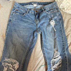 cute jeans from billabong
